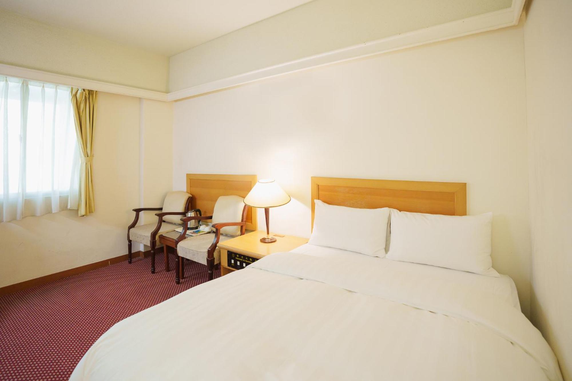 Oriental Hotel Tajnan Kültér fotó