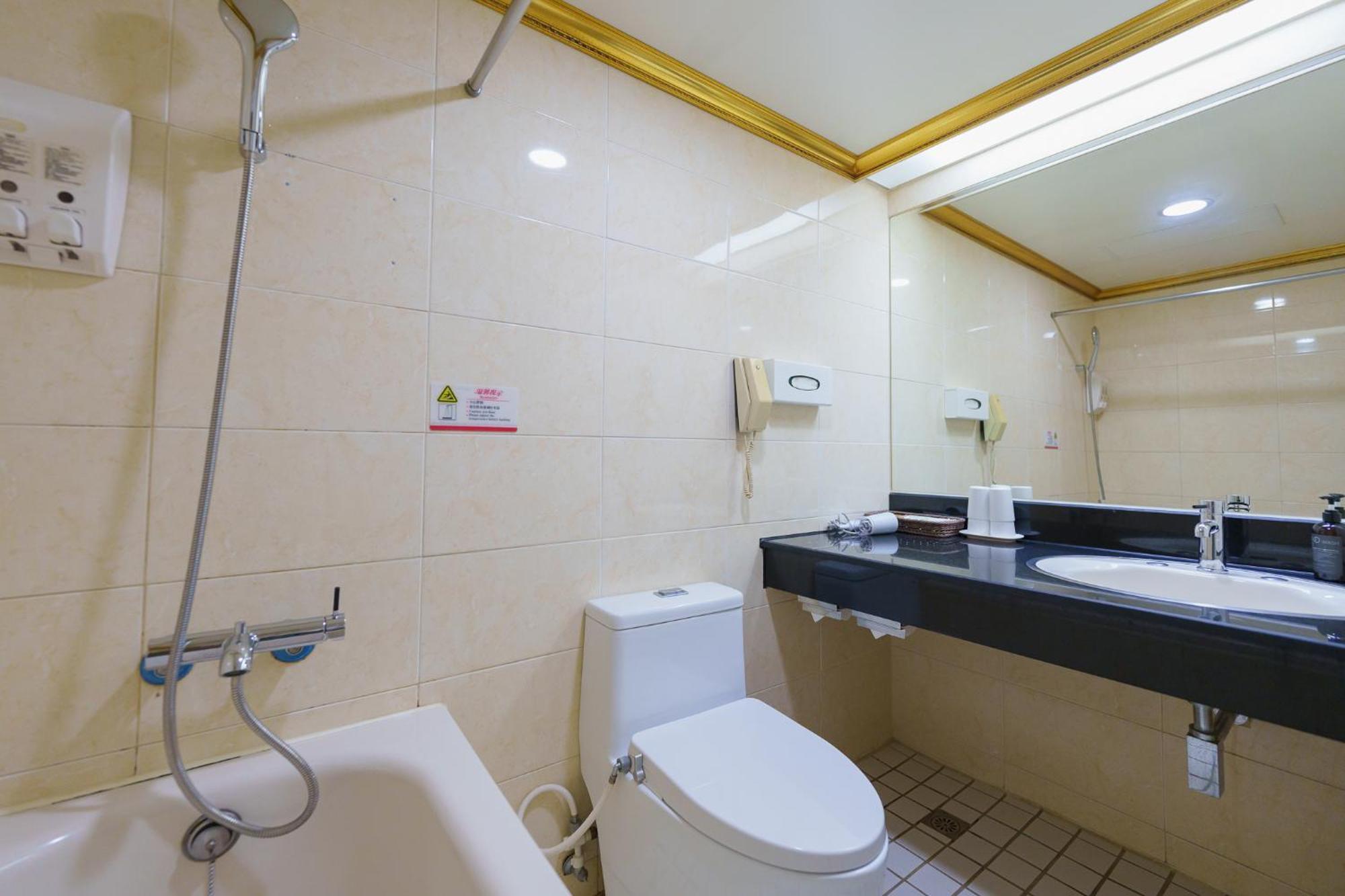 Oriental Hotel Tajnan Kültér fotó