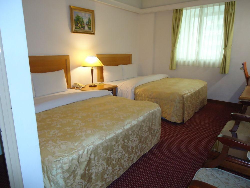 Oriental Hotel Tajnan Kültér fotó