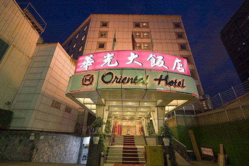 Oriental Hotel Tajnan Kültér fotó