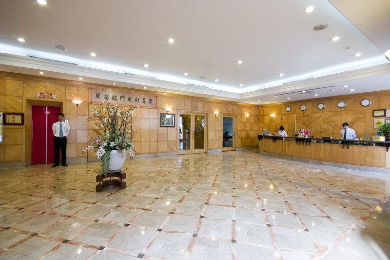 Oriental Hotel Tajnan Kültér fotó