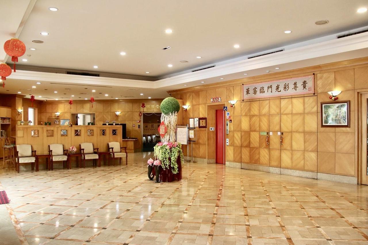 Oriental Hotel Tajnan Kültér fotó