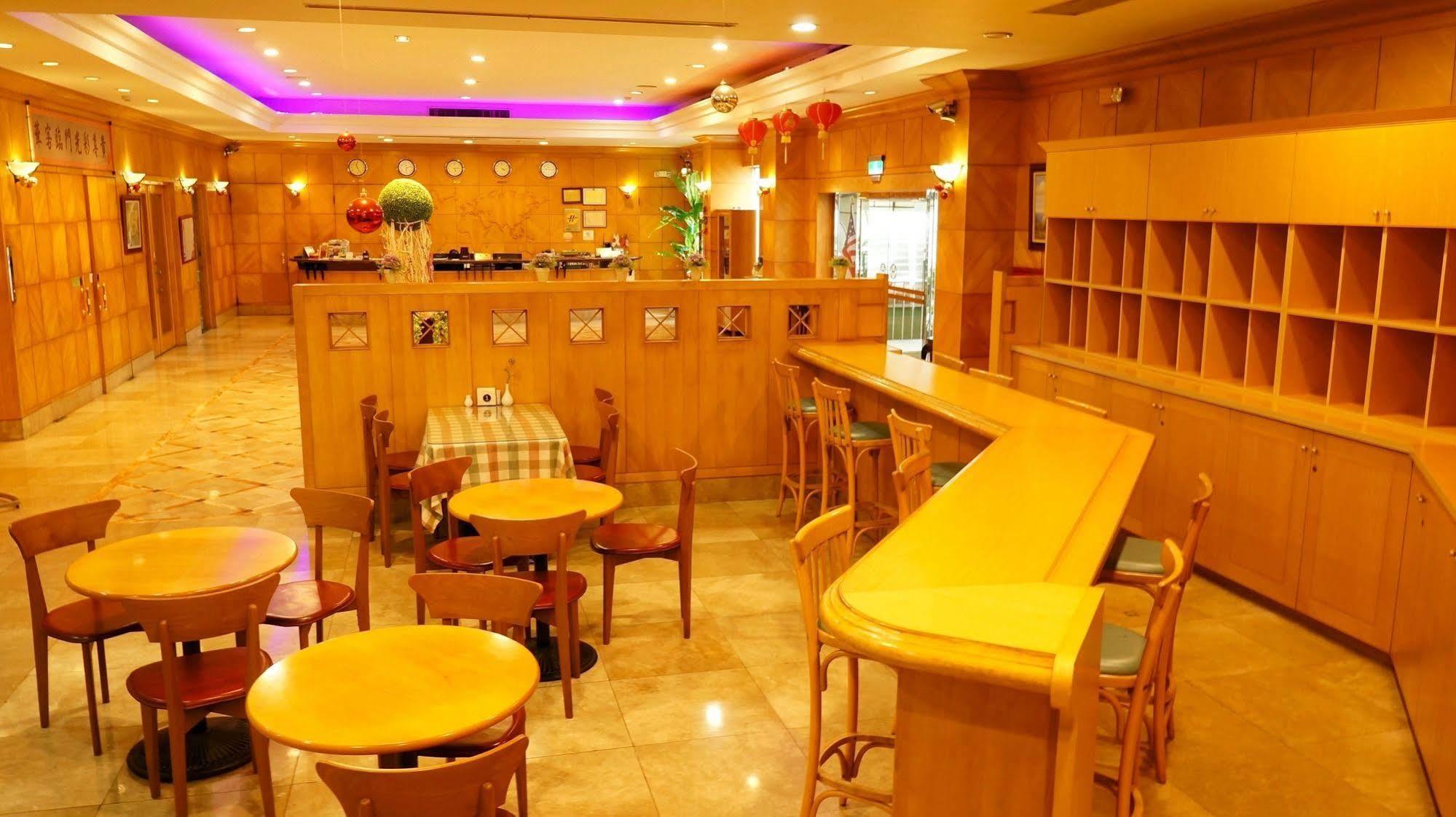 Oriental Hotel Tajnan Kültér fotó